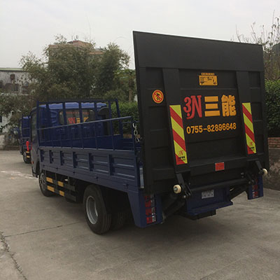 箱式貨車尾板，讓運輸更安全高效！